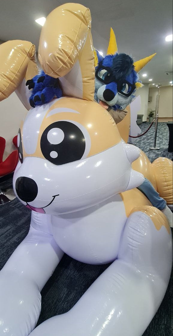 Speck's Ruffles - 8' Inflatable Retriever toy